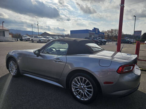 2017 FIAT 124 Spider Classica