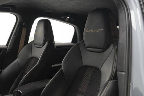 2023 Porsche Cayenne Turbo GT