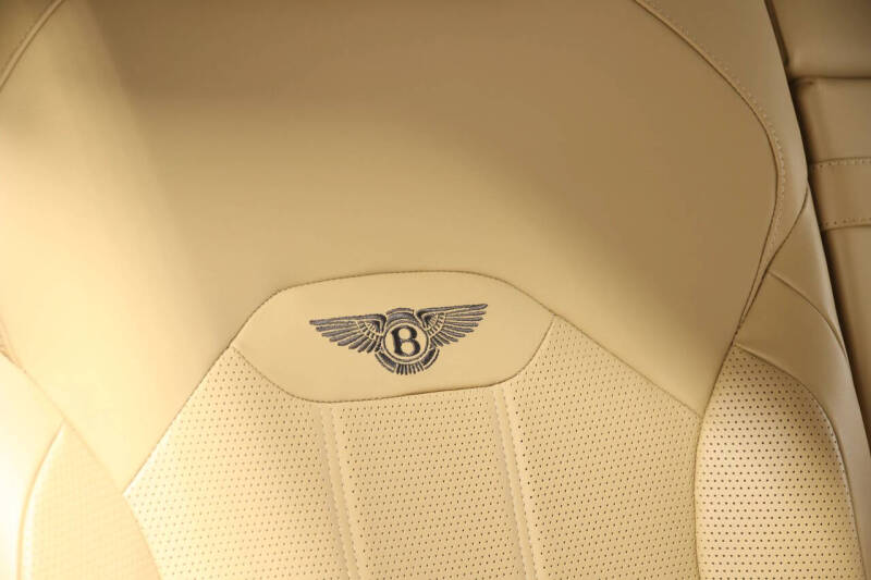 2021 Bentley Bentayga V8