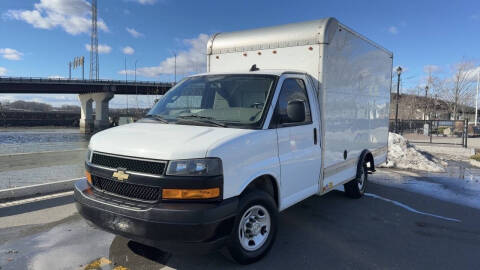 2019 GMC Savana 3500