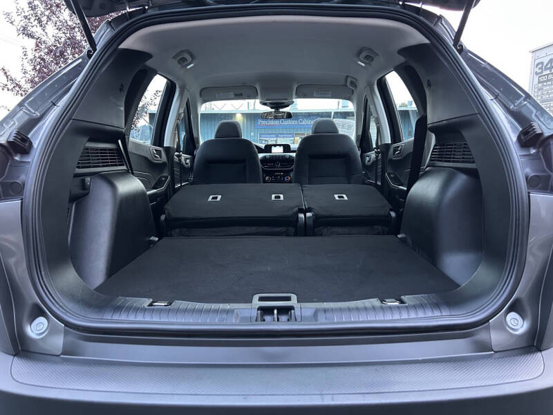 2022 Ford Escape S