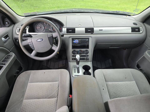 2005 Ford Five Hundred SE