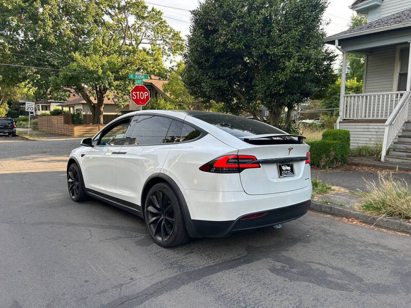 2020 Tesla Model X Long Range