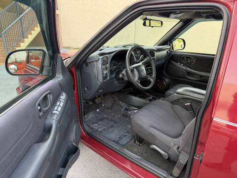 2004 Chevrolet S-10 LS