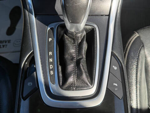 2017 Ford Edge Titanium