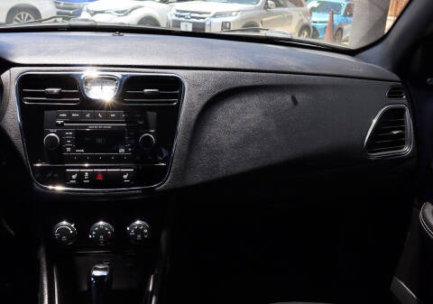 2013 Chrysler 200 Limited