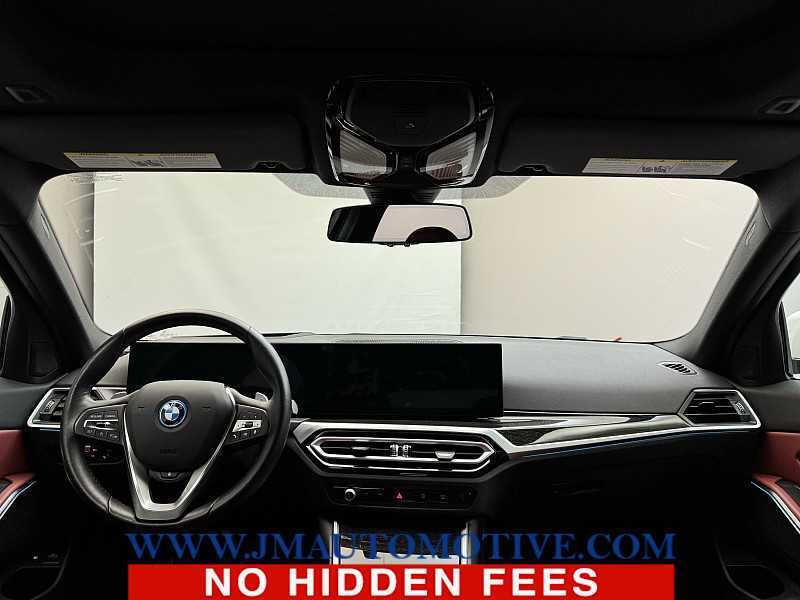 2023 BMW 3 Series 330e xDrive