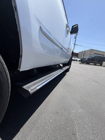 2018 Cadillac Escalade Platinum
