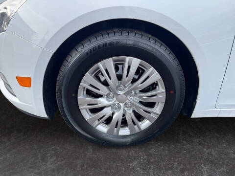 2014 Chevrolet Cruze LS Auto