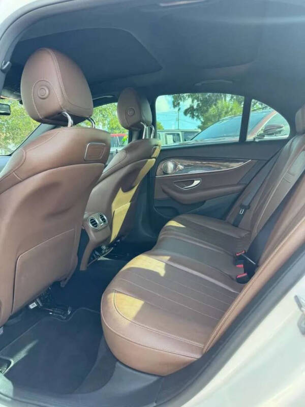 2018 Mercedes-Benz E-Class E 300