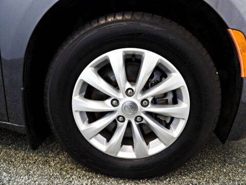 2019 Chrysler Pacifica Touring L