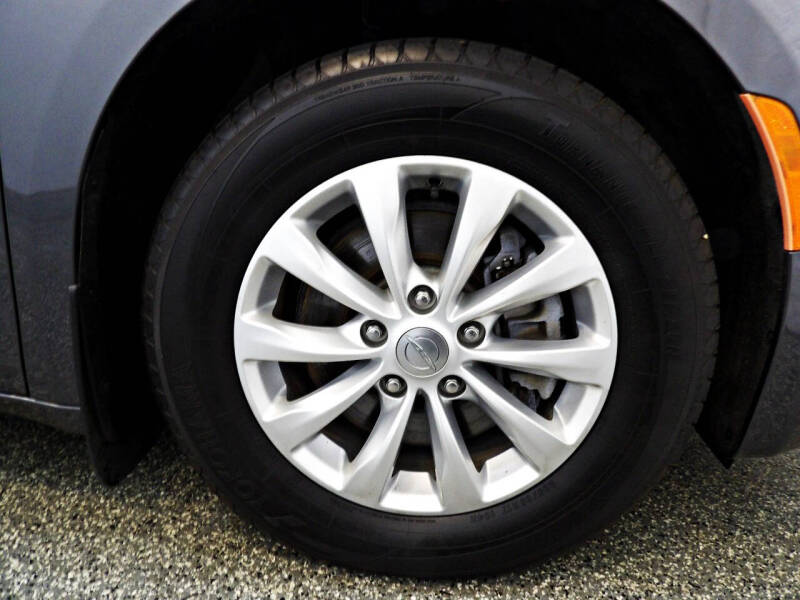2019 Chrysler Pacifica Touring L