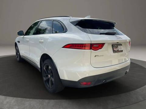 2019 Jaguar F-PACE 25t Premium