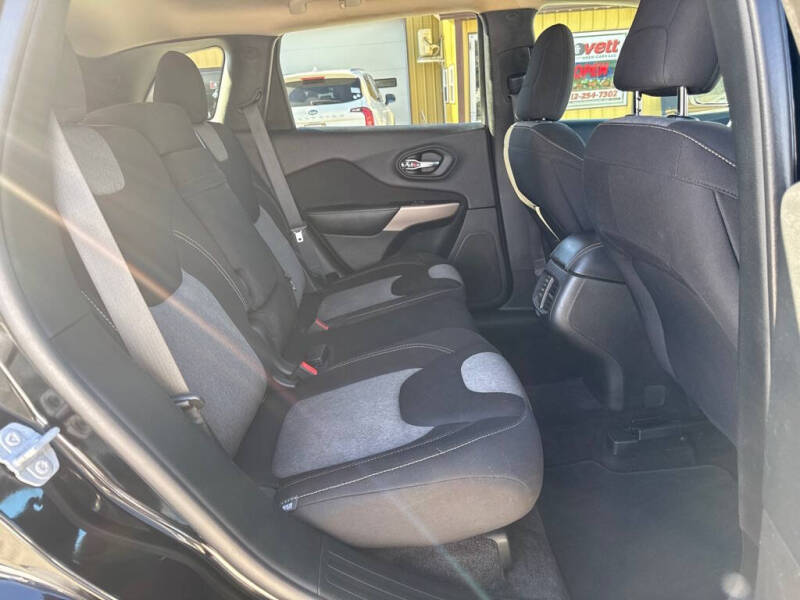 2018 Jeep Cherokee Latitude