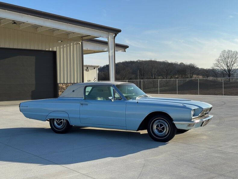 1966 Ford Thunderbird