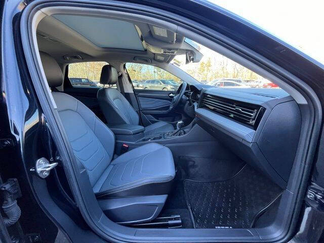 2025 Volkswagen Jetta SEL