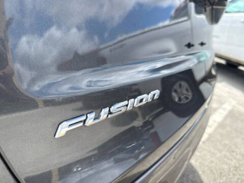 2020 Ford Fusion Hybrid SE