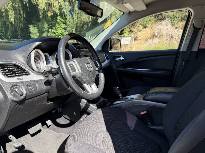 2015 Dodge Journey American Value Package
