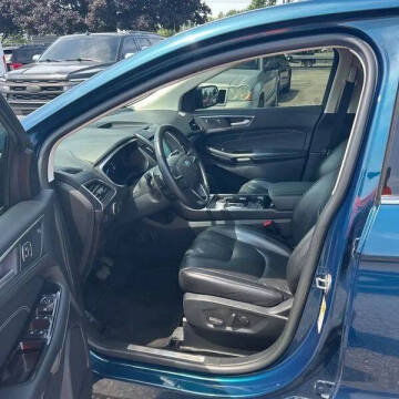 2020 Ford Edge Titanium