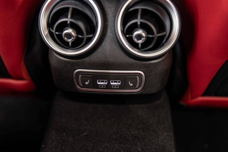 2025 Alfa Romeo Giulia