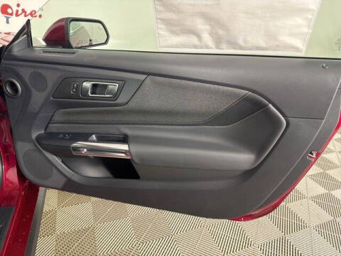 2025 Ford Mustang EcoBoost