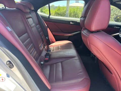 2015 Lexus IS 250