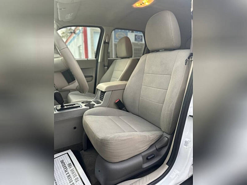 2011 Ford Escape XLT