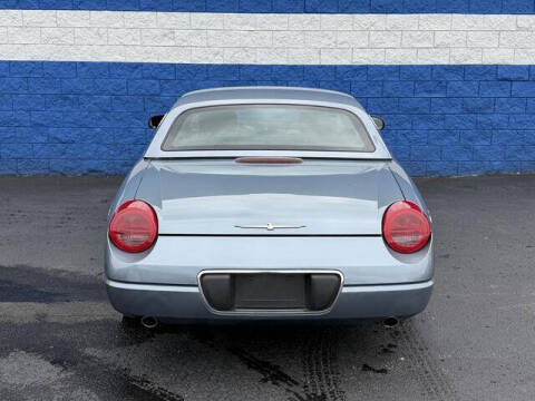 2005 Ford Thunderbird Deluxe