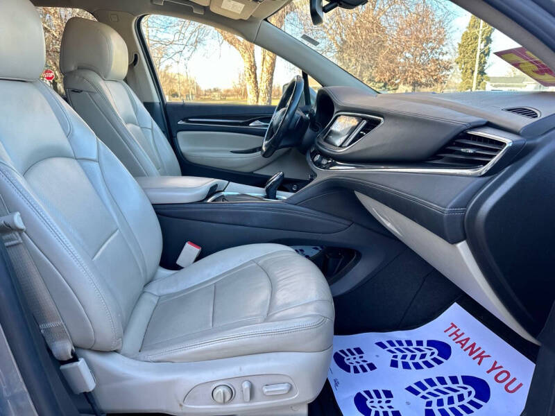 2019 Buick Enclave Essence