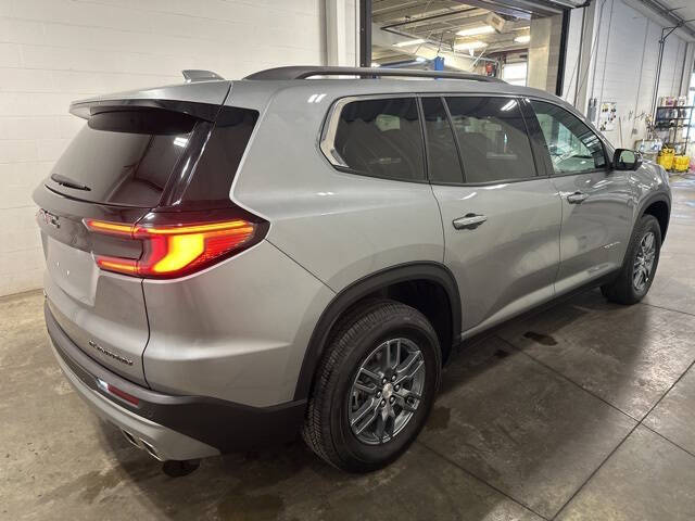 2025 GMC Acadia Elevation