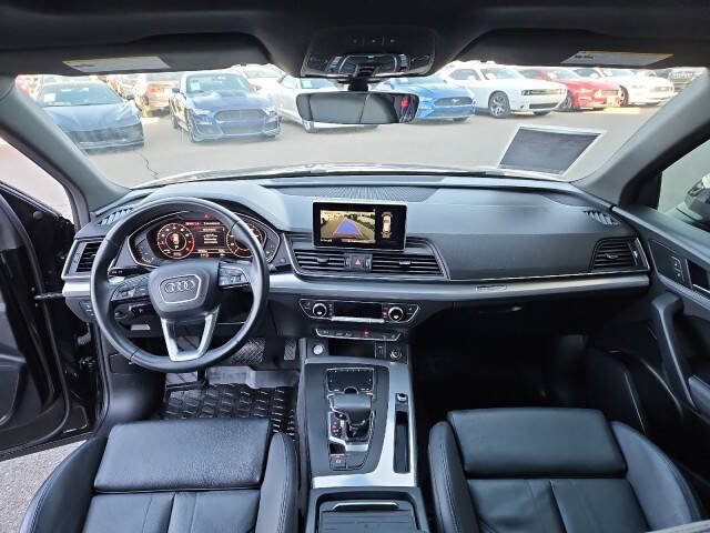 2020 Audi Q5 quattro Titanium Prem Pl 45 TFSI