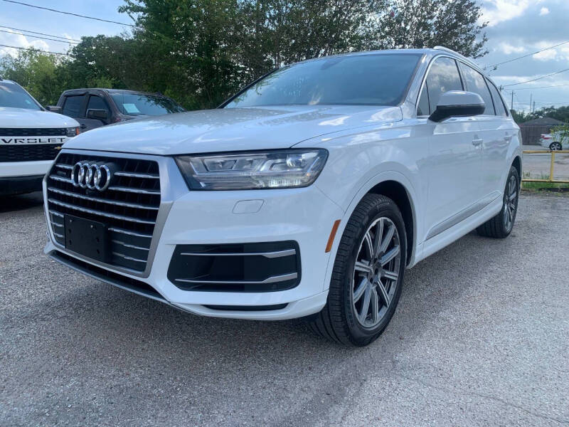 2019 Audi Q7 Premium Plus's photo