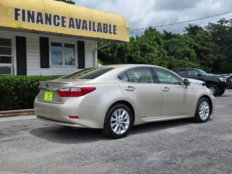 2013 Lexus ES 300h