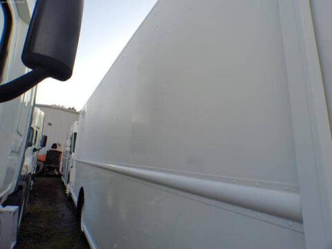 2012 Freightliner MT55 Chassis