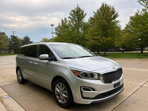 2020 Kia Sedona for sale at Western Star Auto Sales in Chicago IL
