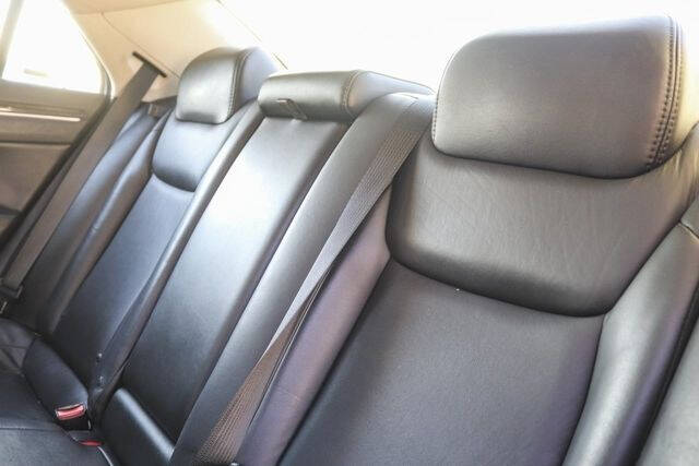 2016 Chrysler 300 Limited