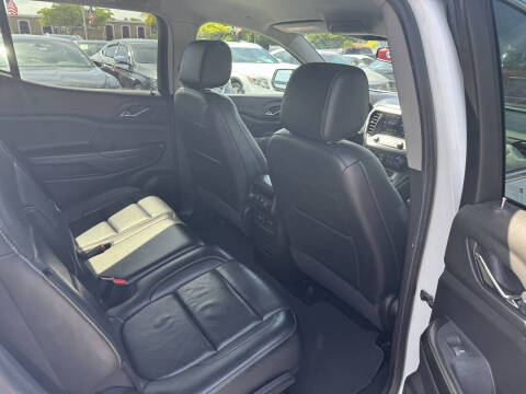 2023 GMC Acadia SLT