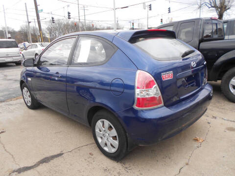 2010 Hyundai Accent Blue