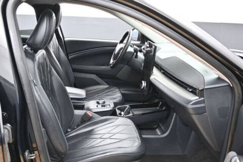2023 Ford Mustang Mach-E Select