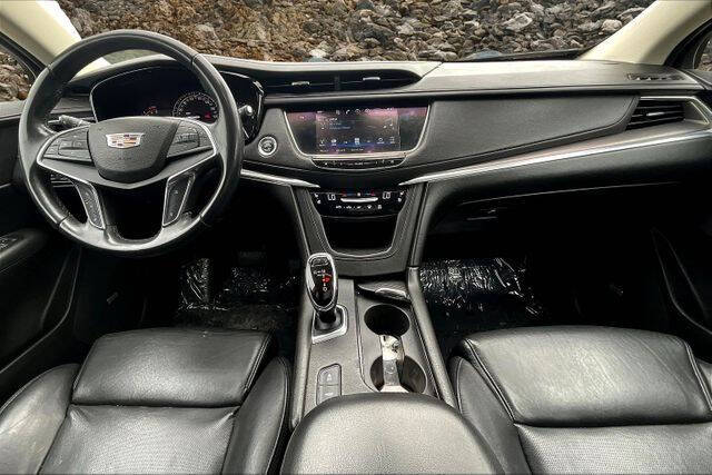 2017 Cadillac XT5 Premium Luxury