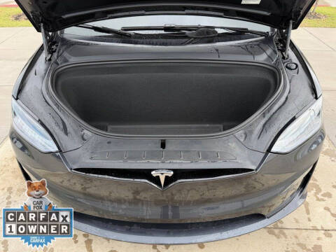 2025 Tesla Model X Plaid