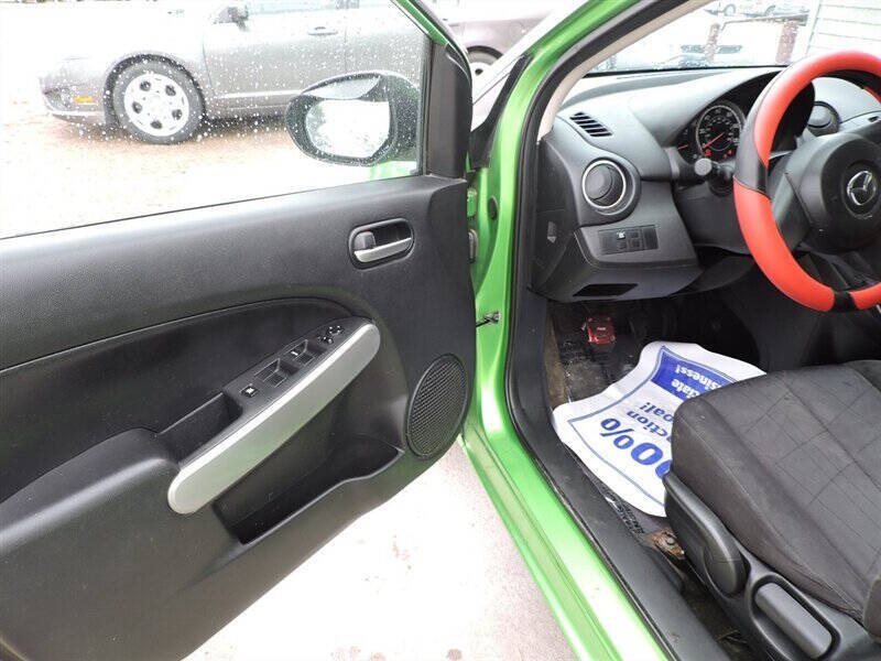 2011 Mazda MAZDA2 Touring