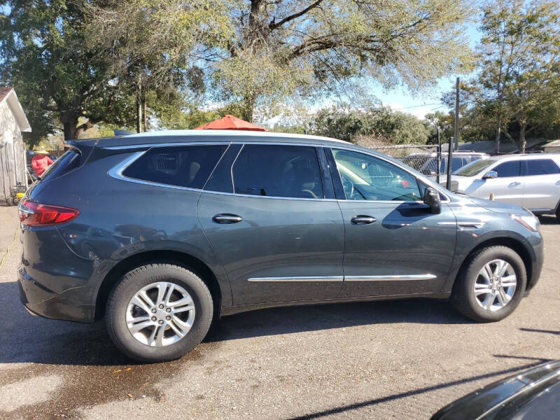 2019 Buick Enclave Essence