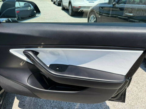 2019 Tesla Model 3 Mid Range