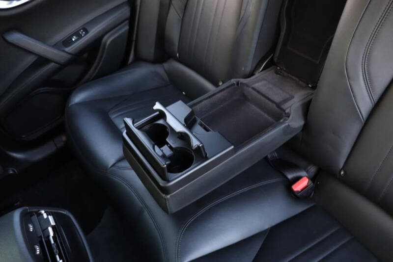 2016 Maserati Ghibli