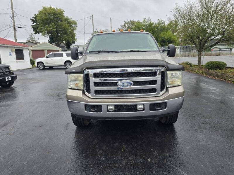 Ford F-350 Super Duty's photo