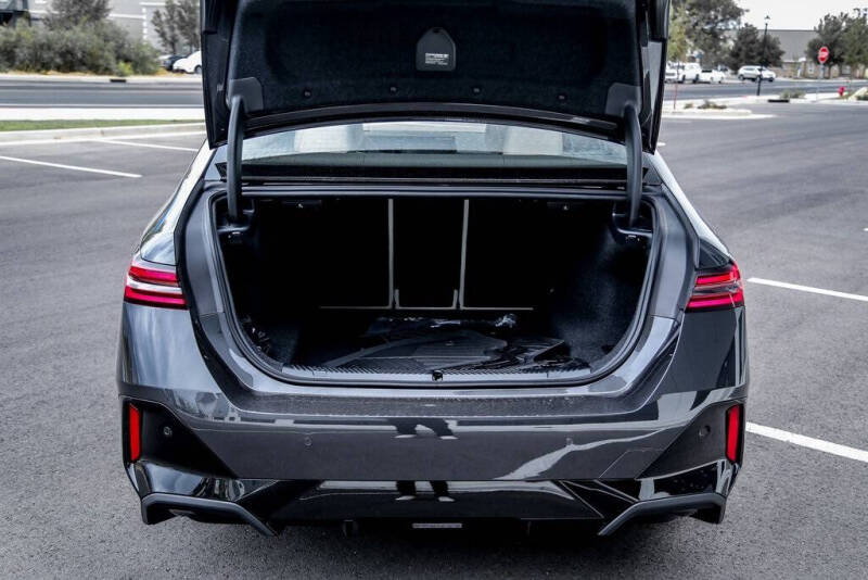 2026 BMW 5 Series 530i xDrive