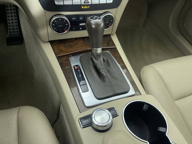 2012 Mercedes-Benz C-Class C 300 Luxury 4MATIC