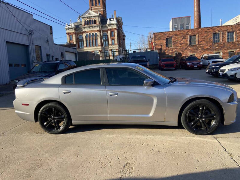 2014 Dodge Charger SXT