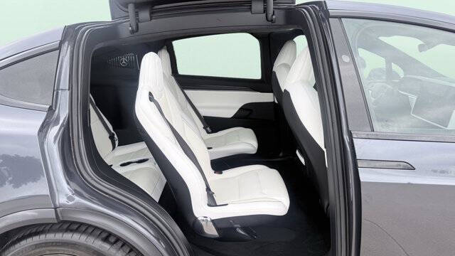 2022 Tesla Model X Plaid